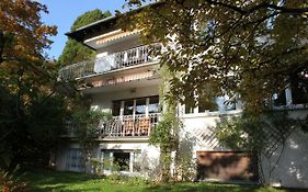 Schönes Appartement mit Gartenblick